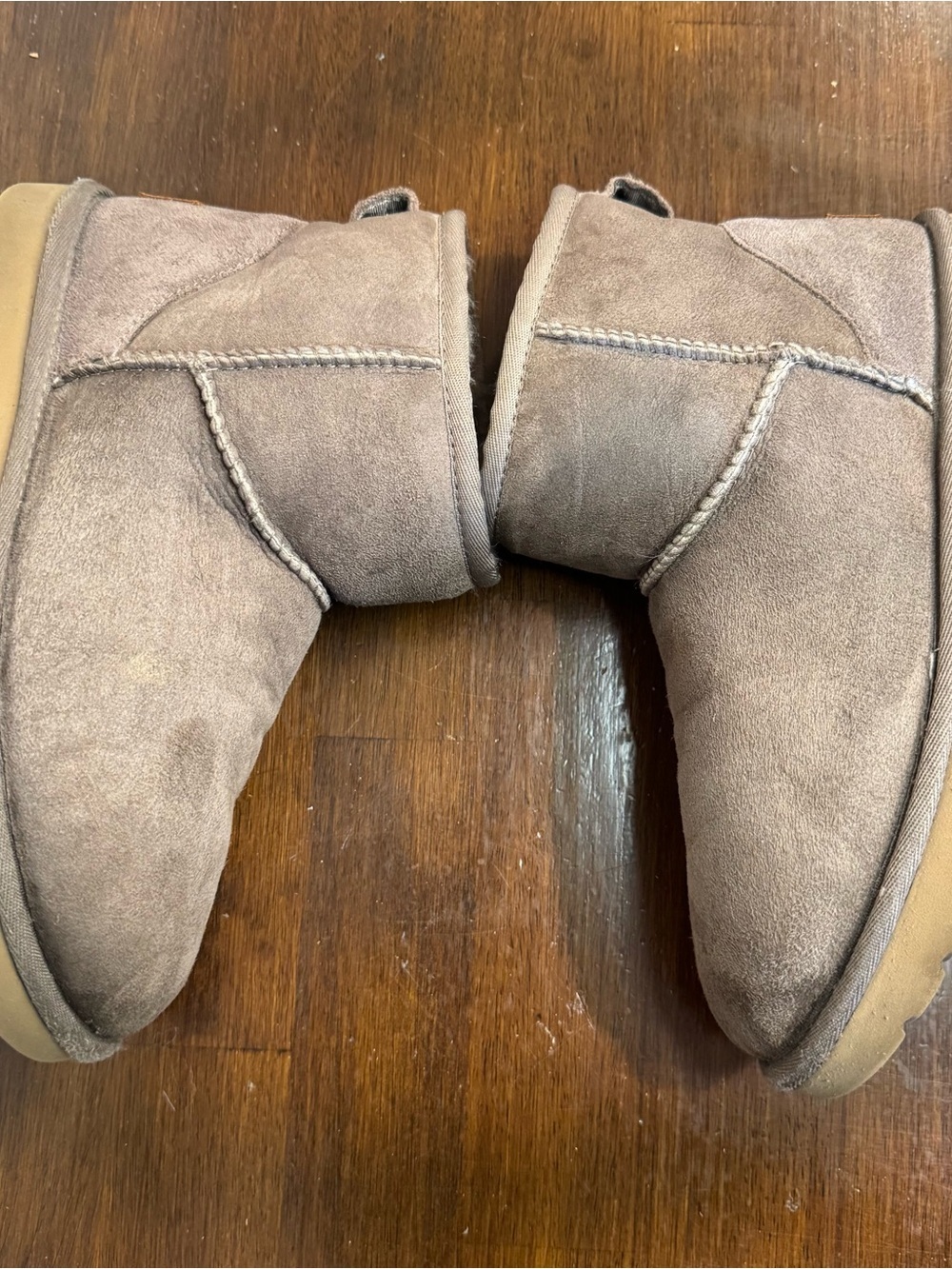 UGG Women's Classic Mini II Boots Grey Suede Sheepskin 1016222 Size 8 - Picture 4 of 9